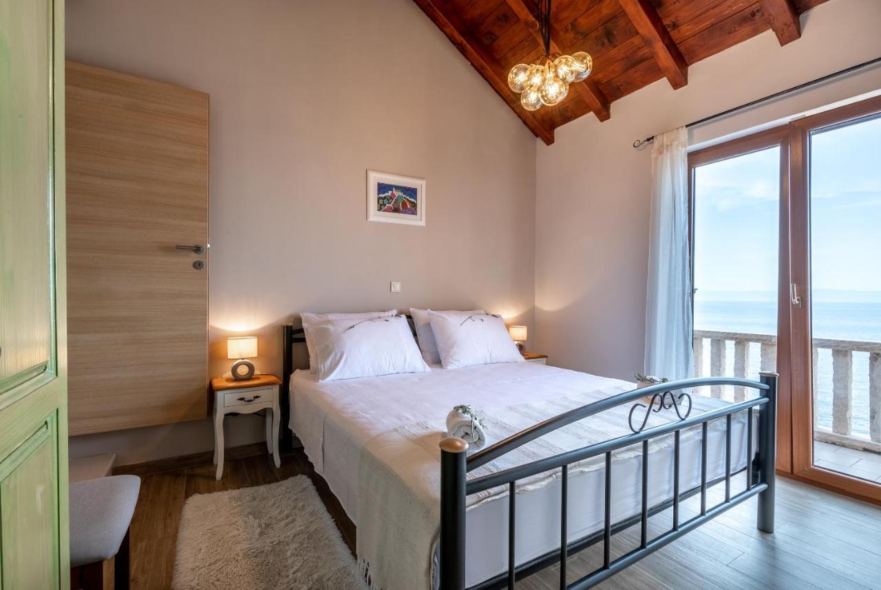Seafront Villa Endless View Blato  Exterior photo